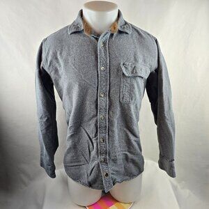 Legendary Whitetails Shirt Mens Medium Grey Flannel Button Up Outdoors Cabincore